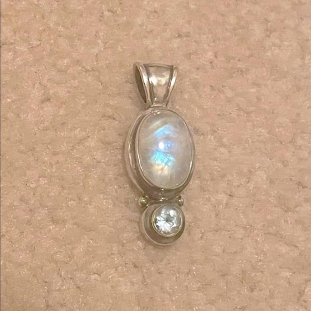 Moonstone / silver pendant & earrings - Picture 2 of 6